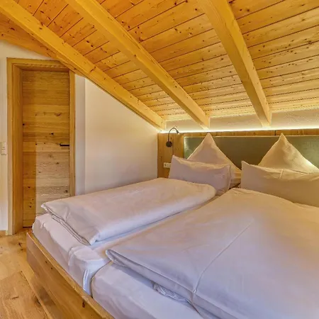 Apartament Holzferienhaeuser Leithenwald