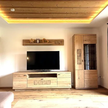 Apartman Holzferienhaeuser Leithenwald