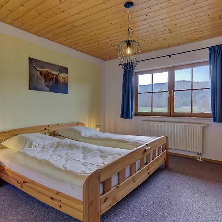 Holzferienhäuser Leithenwald *