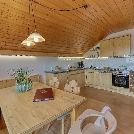 Apartment Holzferienhäuser Leithenwald