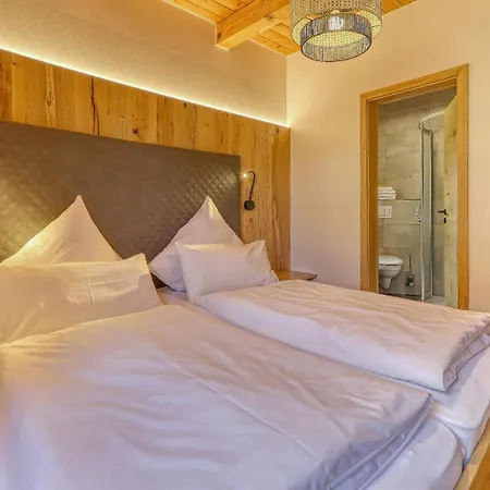 Holzferienhäuser Leithenwald Apartment *