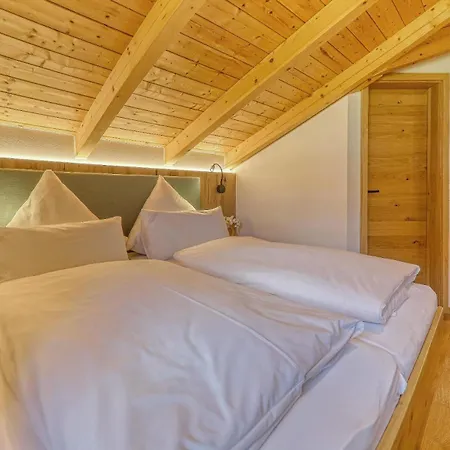 Holzferienhäuser Leithenwald Apartment