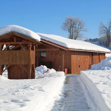 Holzferienhäuser Leithenwald *